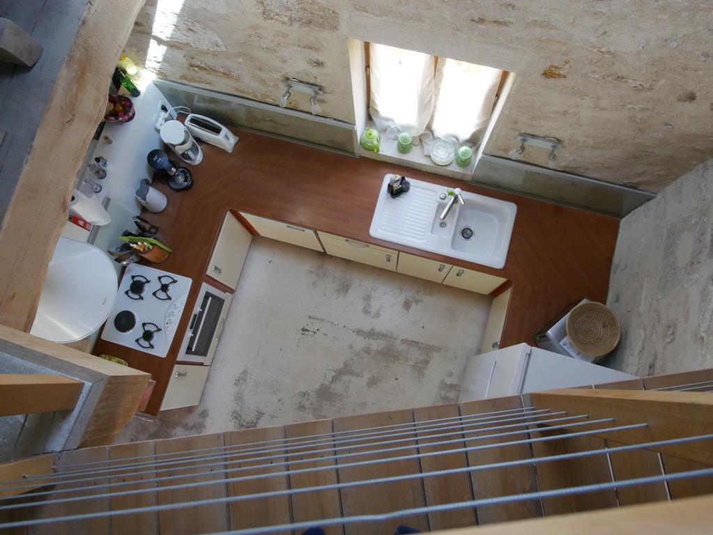Gites De La Grande Ferme Avernes Exterior photo